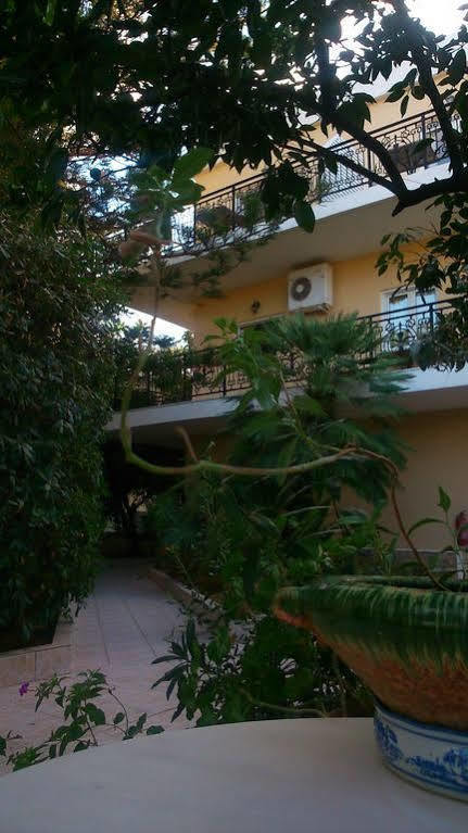 Okeanis II Aparthotel Káto Daráco Kültér fotó